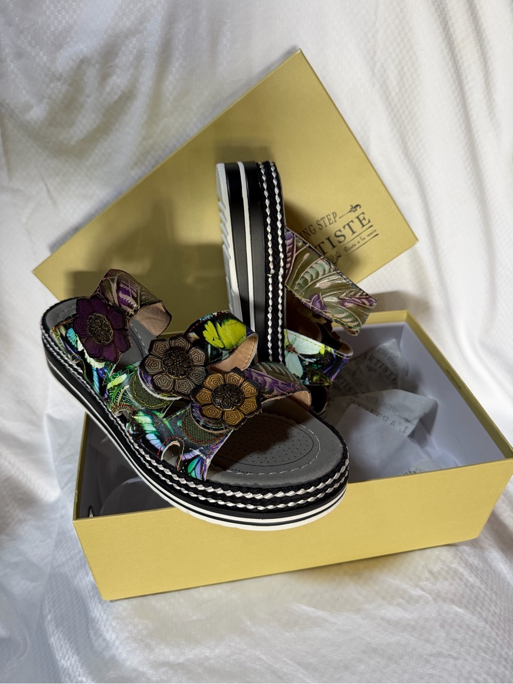 Multicolor Floral Platform Sandals L’ARTISTE (NWT) size 40 EUR
